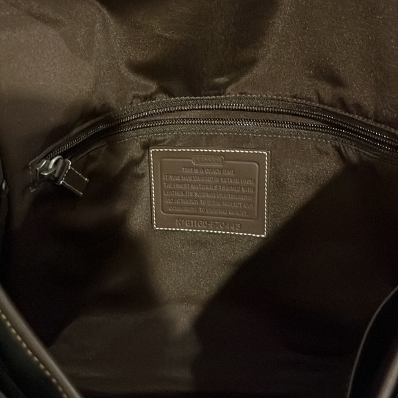 Coach - Picture 3 of 10